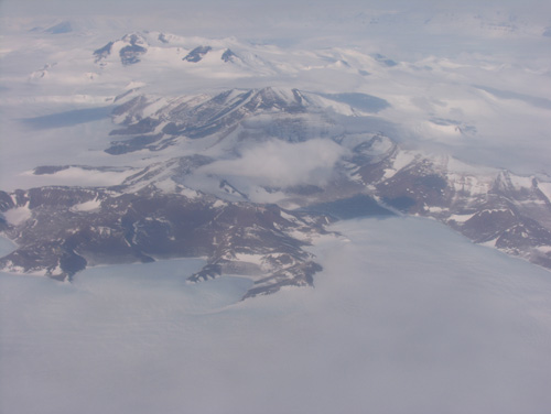 Flight from South Pole to McMurdo
